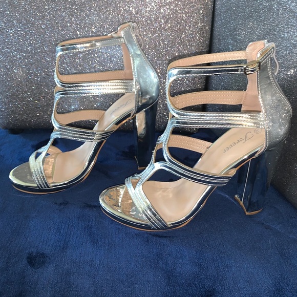 Silver High Heels - Picture 5 of 11